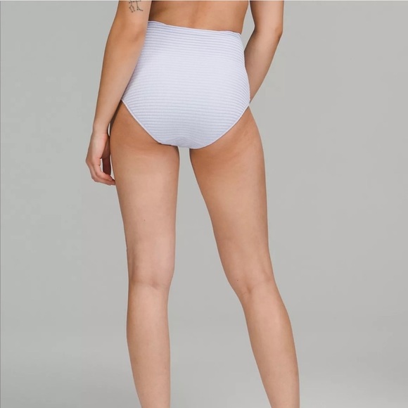 Lululemon smocked high wasted swim bottoms only (size 8) - Picture 4 of 8